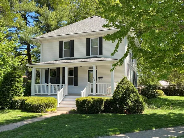 502 N Oak St, O'Fallon, IL 62269