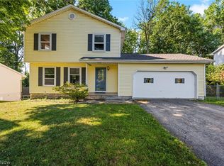 4791 Warwick Dr S, Canfield, OH 44406