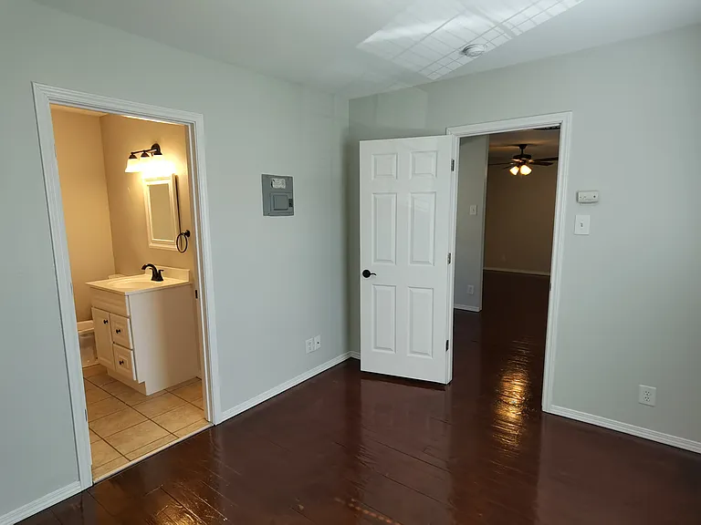 137 E Norwood Ct #7 — Photo 9