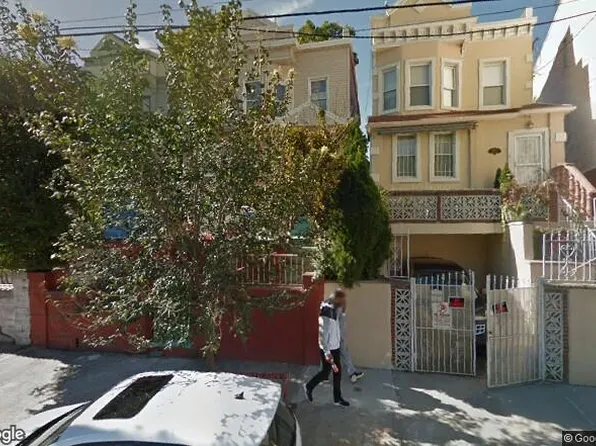 2075 Ryer Ave, Bronx, NY 10457