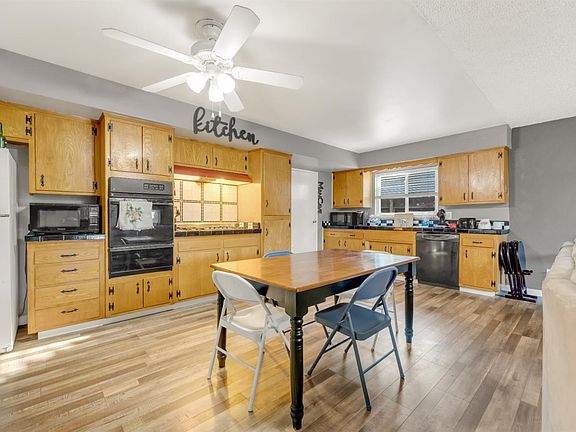 3rd image of 1152 Fairweather Dr