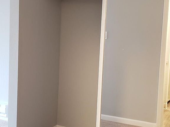 3rd image of 1235 Jefferson Ave APT 206