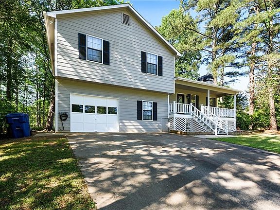 4th image of 300 Westwood Ct