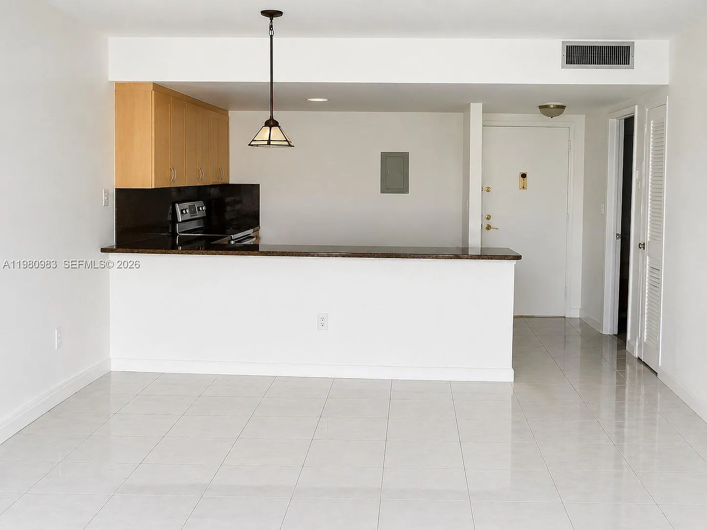 Gateway House Condo - Nor — Photo 3
