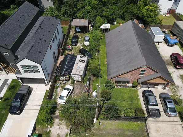 8111 Venus St, Houston, TX 77088