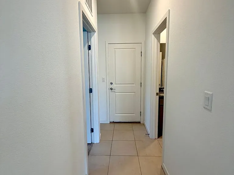 11377 Sonny Miller Ct — Photo 11
