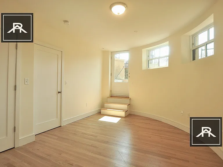 879 Beacon St #1 — Photo 6