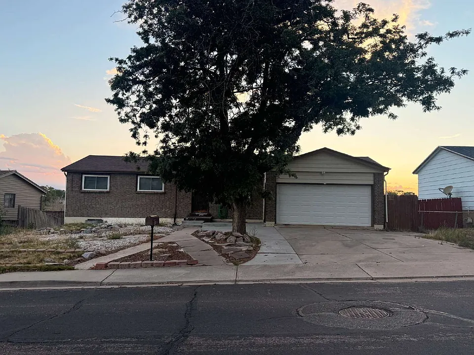1286 Croke Dr