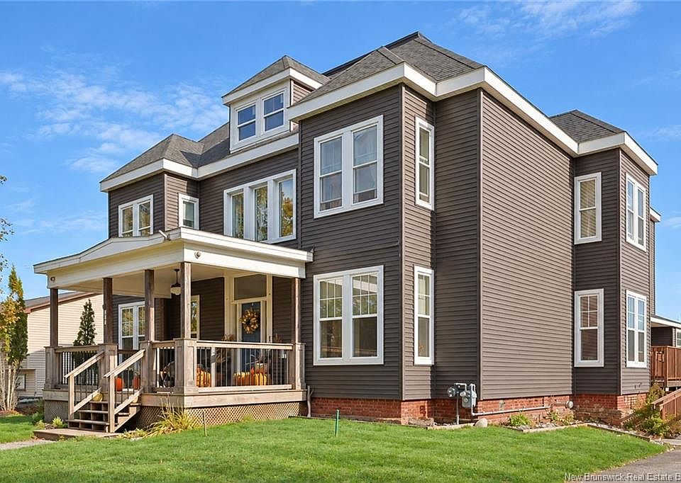 1st image of 357 Dufferin Row