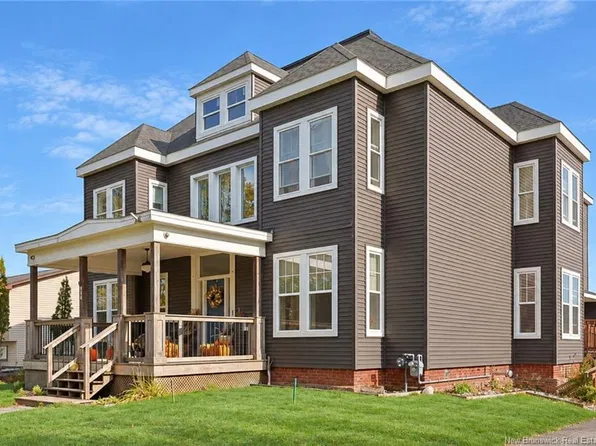 357 Dufferin Row, Saint John, NB E2M 2J7