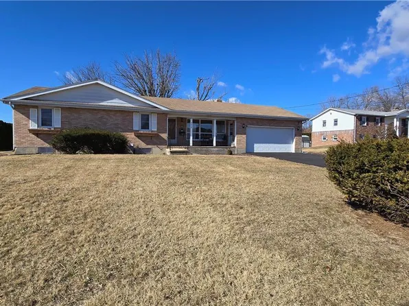 4430 Spruce St, Whitehall, PA 18052