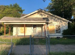 415 N Dwight Ave, Dallas, TX 75211