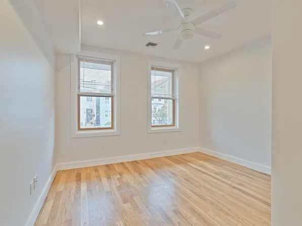 47 Poplar Street image 15 of 17