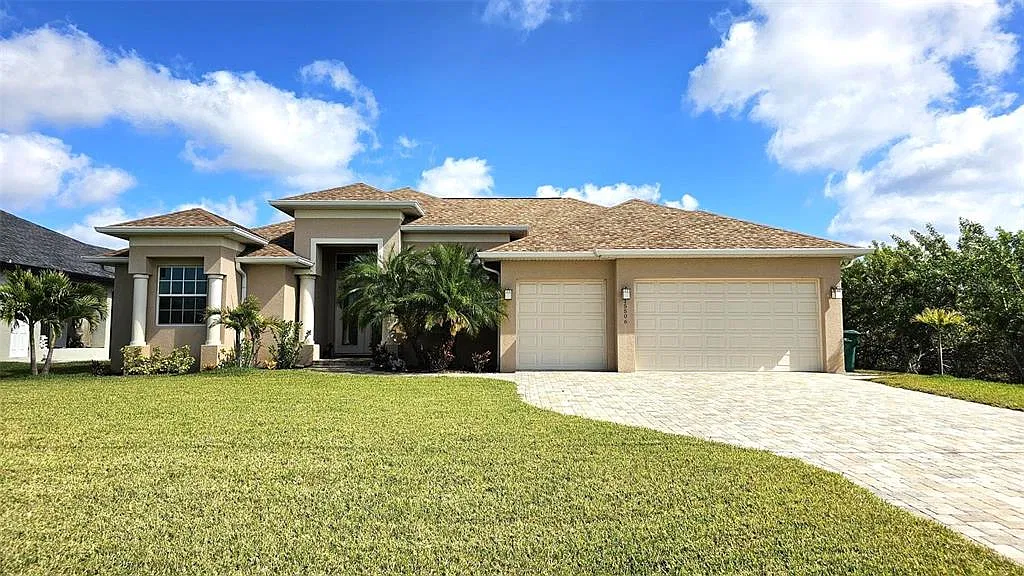 3 bed, 2.0 bath, 2099 sqft, $5,700 — Photo 1