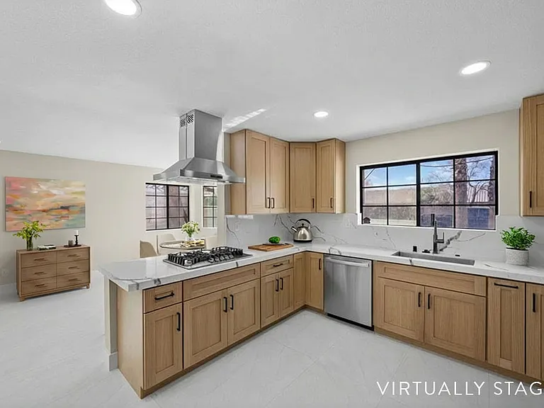 3382 Montessouri St — Photo 5