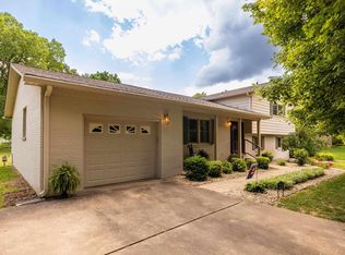 2216 Gatesborough Cir, Murray, KY 42071