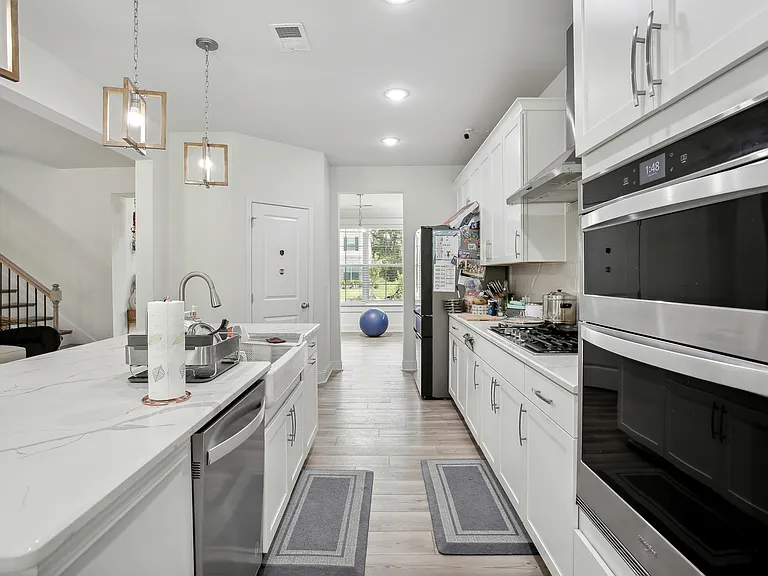 7925 Tiberon Pkwy #0 — Photo 20