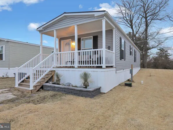 310 Bordic Rd, Reading, PA 19606