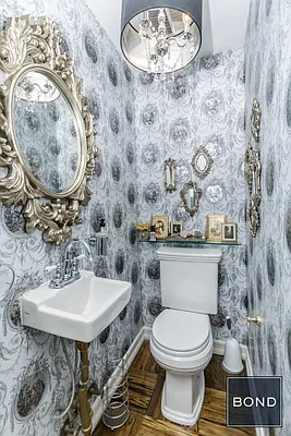 Sold by Bond New York | media 8