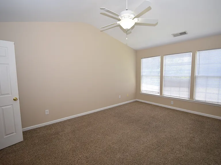 3322 Elizabeth Glen Dr — Photo 23