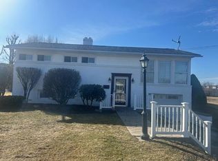 1238 Erickson Dr, Johnstown, PA 15904