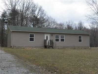 158 Irishtown Rd, Grove City, PA, 16127