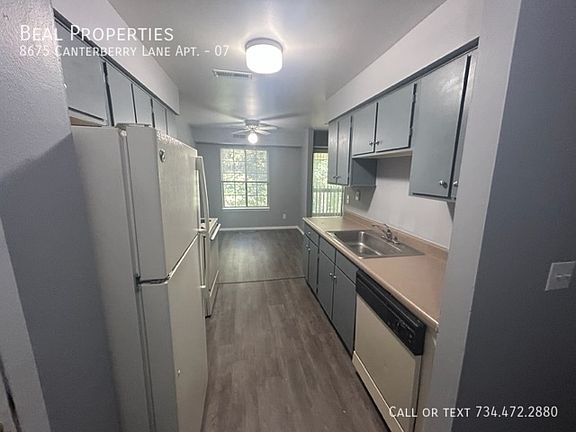 3rd image of 8675 Canterberry Ln APT 7