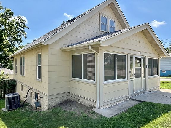 3rd image of 5711 SW 2nd St