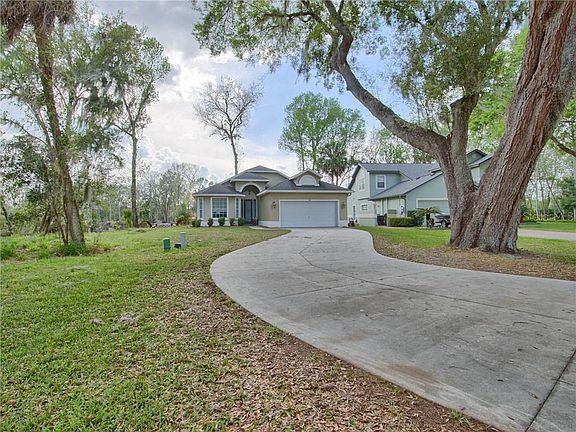 4th image of 946 Belle Oak Dr