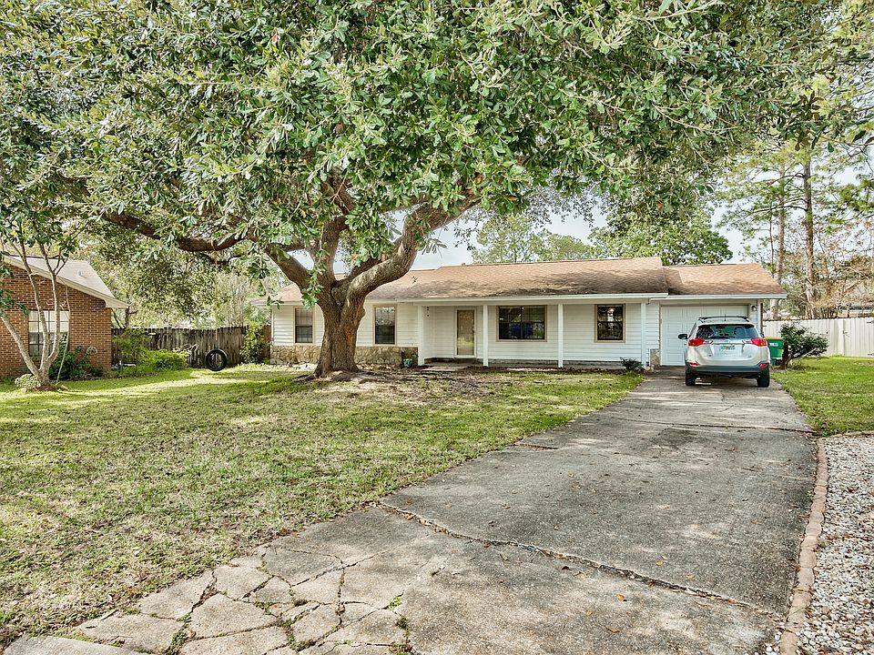1st image of 1010 Coral Dr