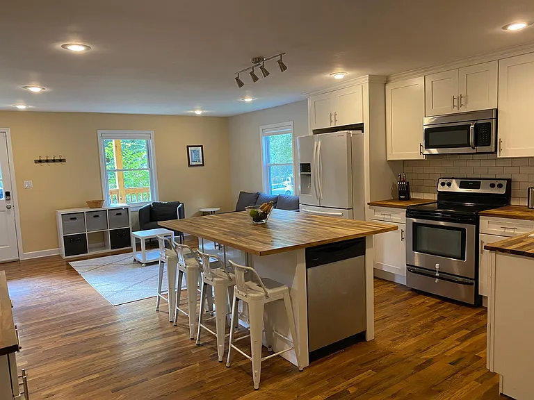 413 Myrtle St — Photo 8