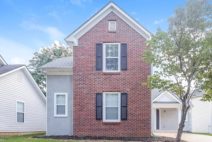 3 bed, 2.0 bath, 1404 sqft, $2,195 — Photo 1