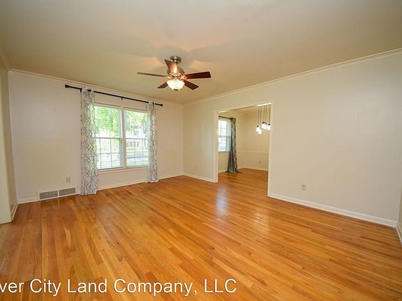 2nd image of 4855 Essexshire Ave