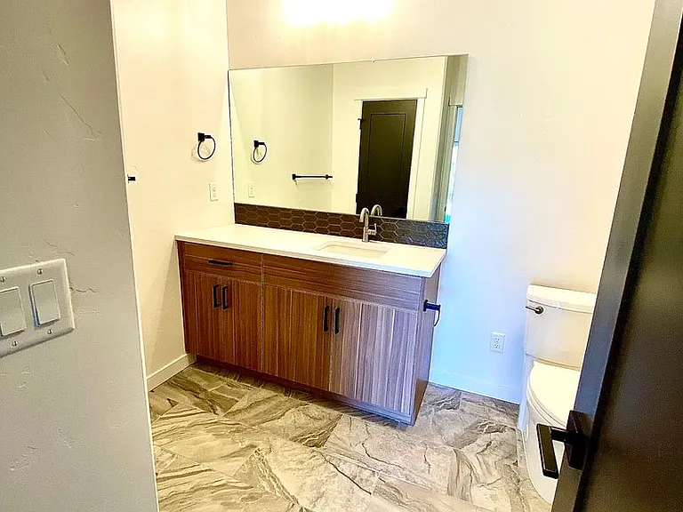 1274 E Echelon Ridge Ln — Photo 44