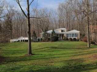 7 Orchard Dr, New Vernon, NJ 07976