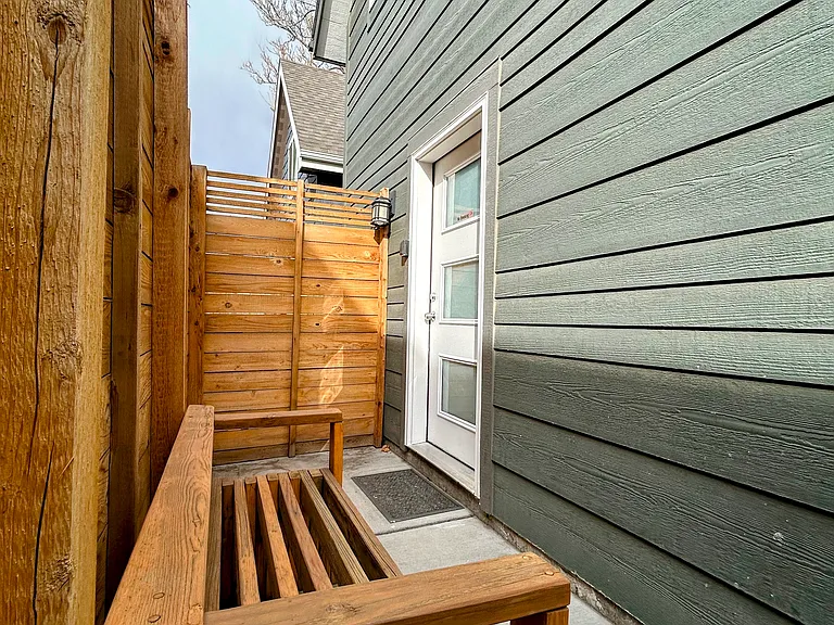 3308 N Lafayette St — Photo 12