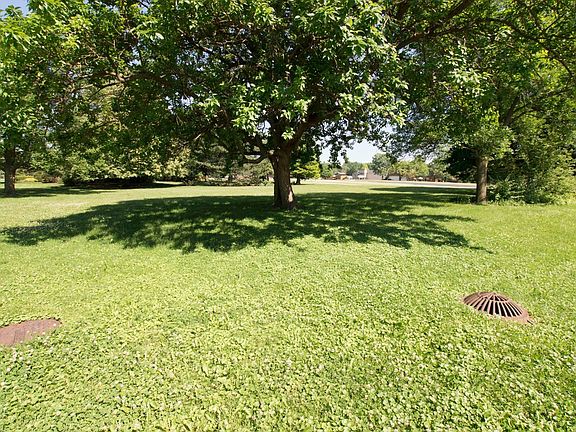 2nd image of 0 Lakeside Dr