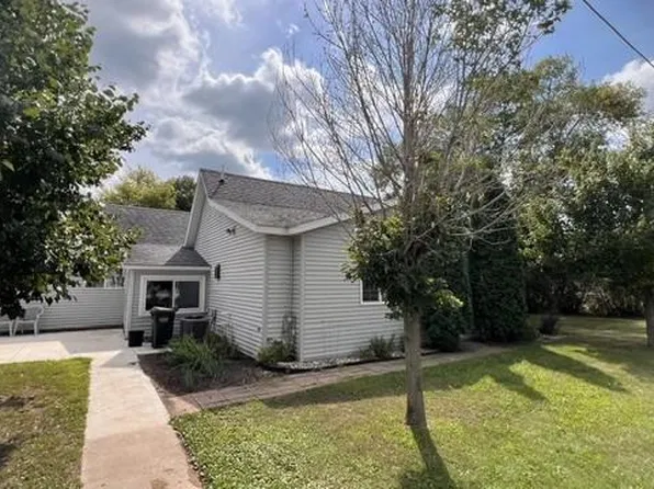 1010 Portland St, Villard, MN 56385
