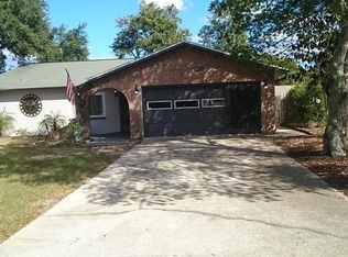 5030 Meadowlark Ln, New Port Richey, FL 34653