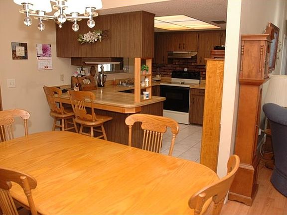 4th image of 1884 Eden Dr