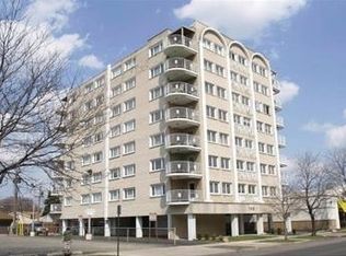 7410 W North Ave APT 204, Elmwood Park, IL 60707
