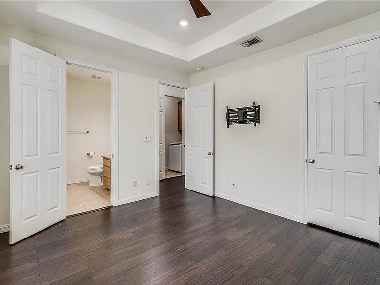 14910 Leeward Dr #304 — Photo 28