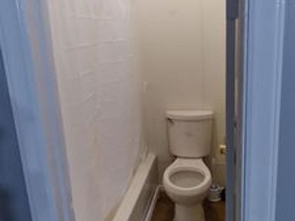 3rd image of 120 Barker Ave