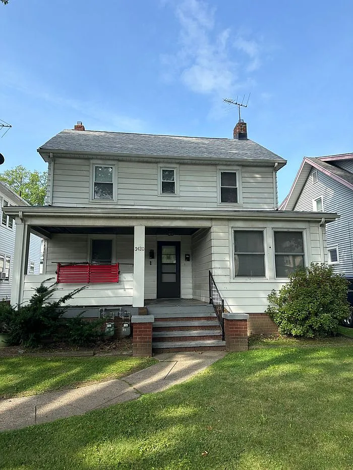 3420 W 130th St photo 1