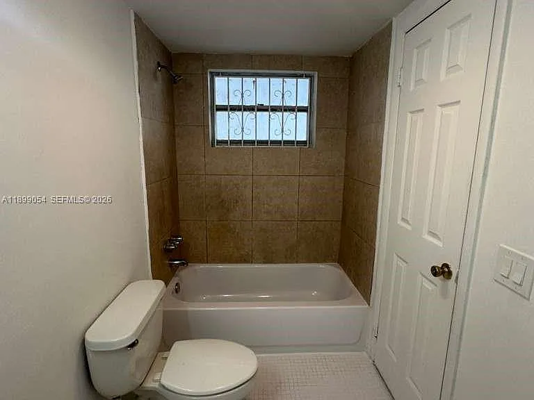 15600 NW 7th Ave #204 — Photo 14