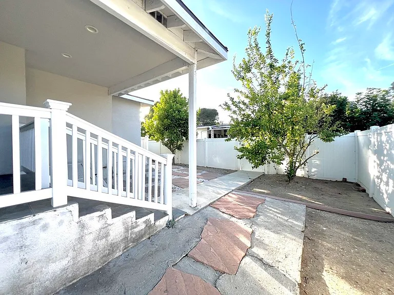 6628 N Golden West Ave — Photo 23