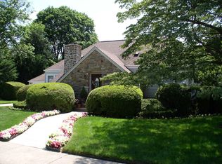90 Minerva Ave, Manasquan, NJ 08736