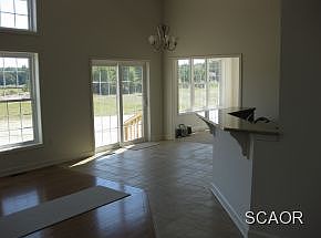 4th image of 23327 Greenbank Dr