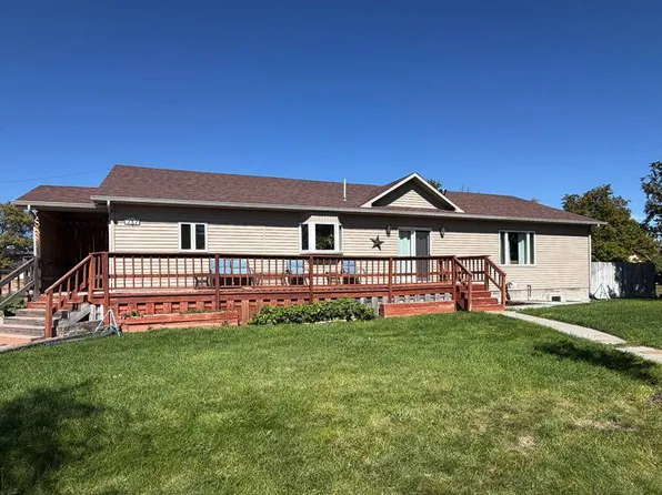 737 Central Ave, Lusk, WY 82225