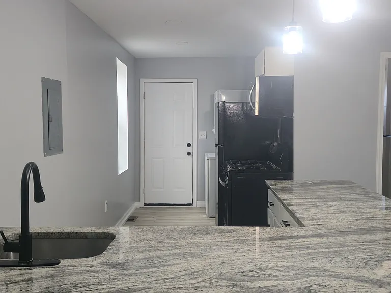 203 N Carey St #1 — Photo 3